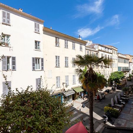 Les Suites R Bonaparte - Appartements De Standing Au Coeur De La Vieille Ville Pietonne أجاكسيو المظهر الخارجي الصورة