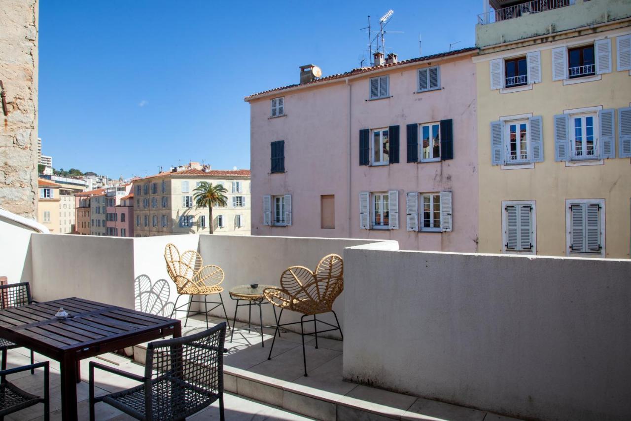Les Suites R Bonaparte - Appartements De Standing Au Coeur De La Vieille Ville Pietonne أجاكسيو المظهر الخارجي الصورة