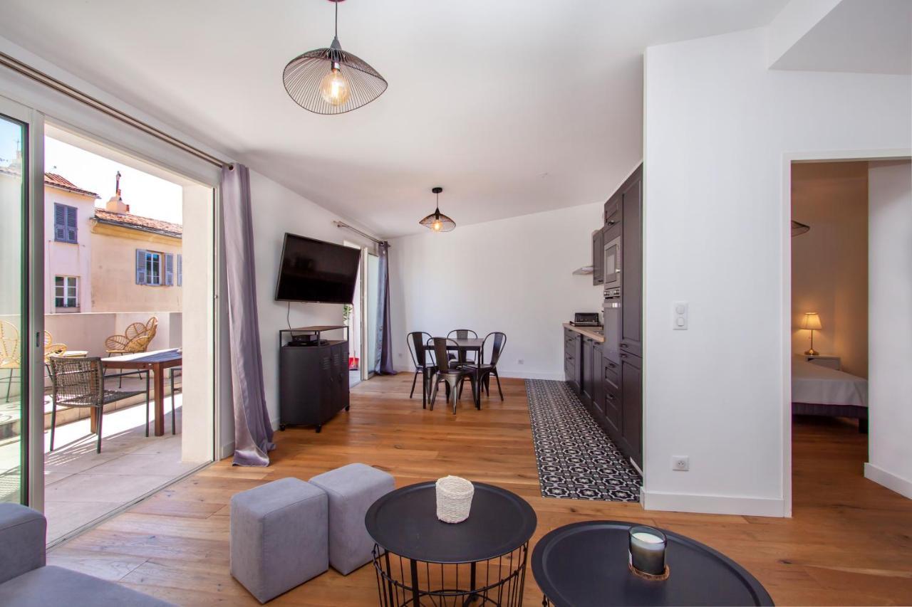 Les Suites R Bonaparte - Appartements De Standing Au Coeur De La Vieille Ville Pietonne أجاكسيو المظهر الخارجي الصورة