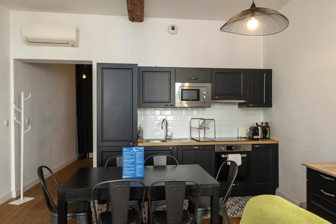 Les Suites R Bonaparte - Appartements De Standing Au Coeur De La Vieille Ville Pietonne أجاكسيو المظهر الخارجي الصورة